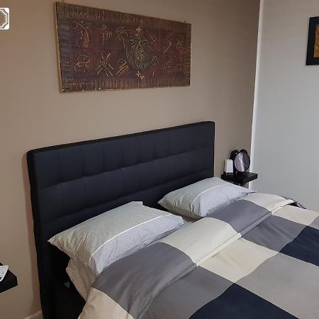 B&B Incentro 33 Home 살레르노 외부 사진